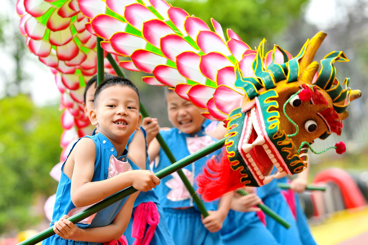 繽紛活動迎“六一”